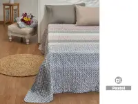 Cubrecama Danubio Bouti Classic 2 1/2 Plaza Pastel